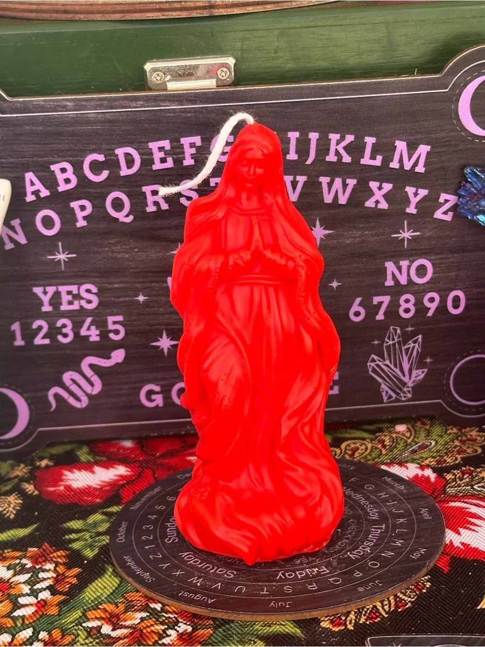 Red Virgen María Candle | Praying Virgin Mary Candle